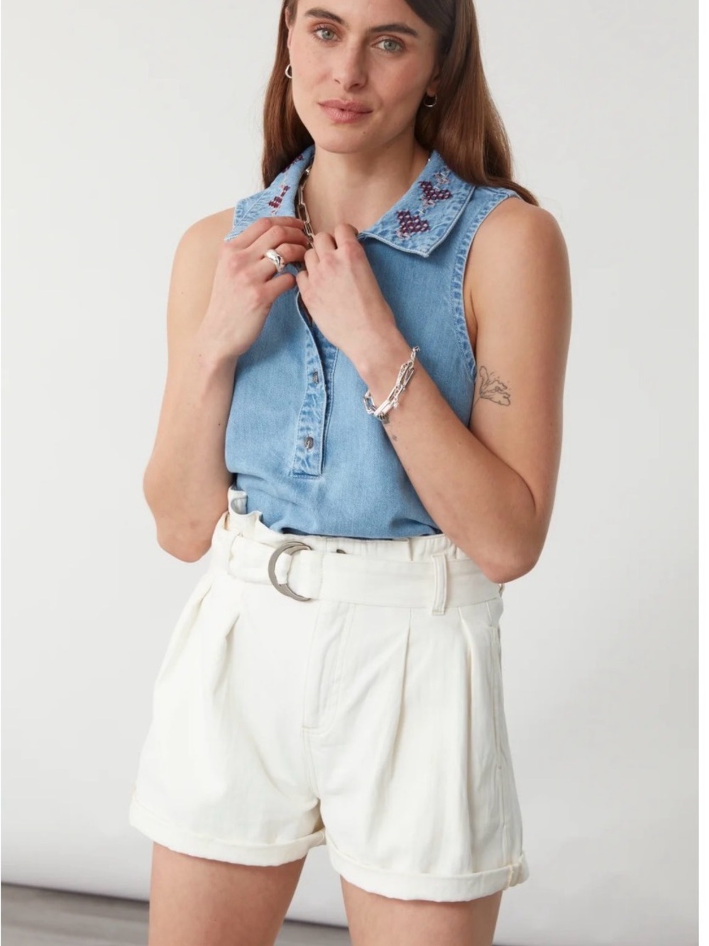 Seventy + mochi Maia Jean shorts in herringbone ecru Sz 27 white high waisted